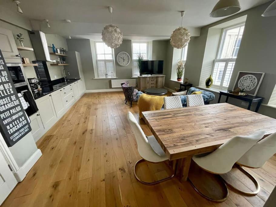 Luxurious 2 Bedroom Apartment In Central Berwick エクステリア 写真
