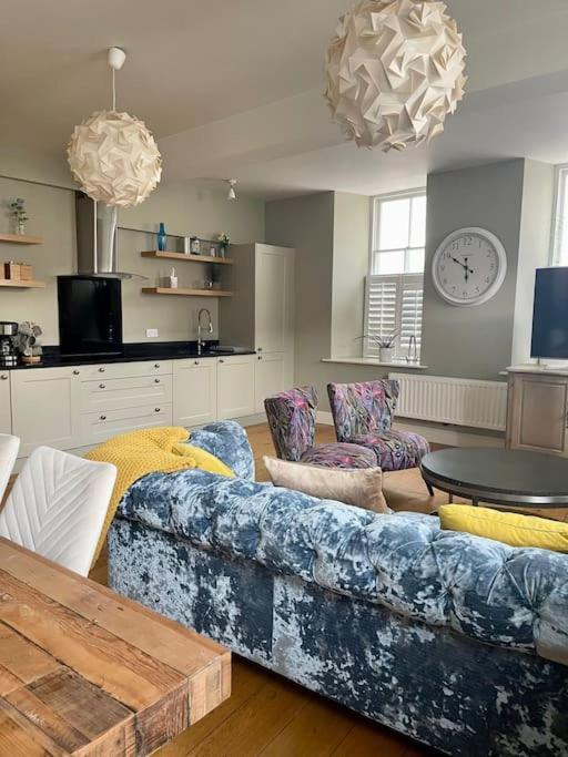 Luxurious 2 Bedroom Apartment In Central Berwick エクステリア 写真
