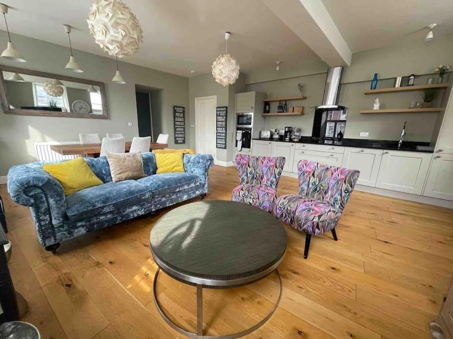Luxurious 2 Bedroom Apartment In Central Berwick エクステリア 写真